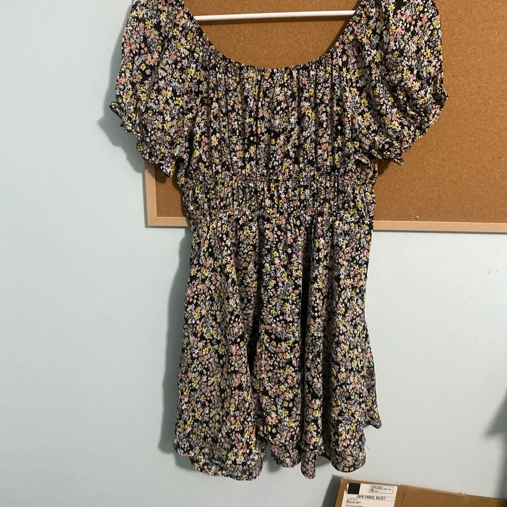 No Boundaries Black and Yellow Floral Dress - Picture 2 of 3